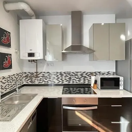 Piso Recien Reformado En Gascona * Οβιέδο