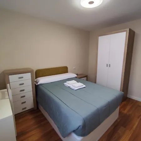 Piso Recien Reformado En Gascona Οβιέδο